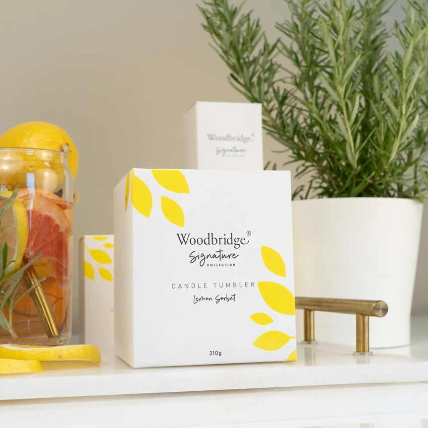 Candela profumata da regalare agli agrumi Lemon Sorbet 310 g Woodbridge