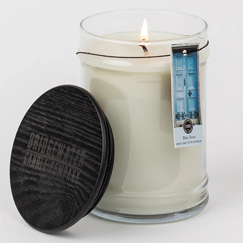 Vonná svíčka Blue Door Bridgewater Candle 524 g