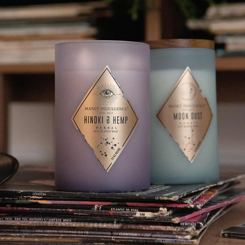 Pánská vonná svíčka sojová Hinoki Hemp Colonial Candle
