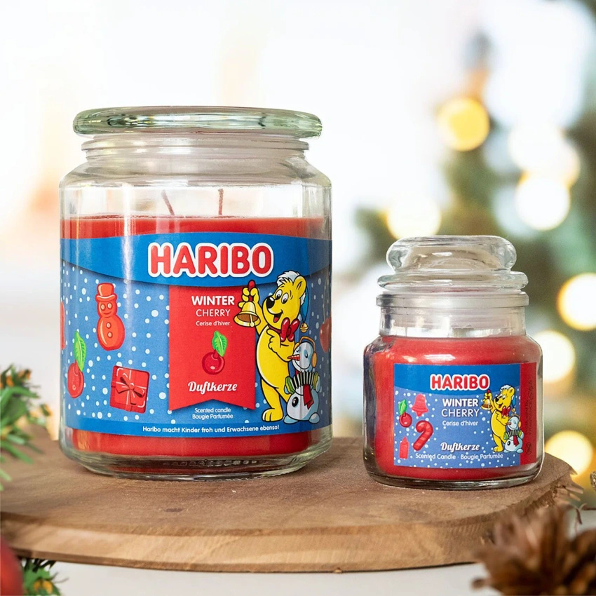 Haribo velká vánoční vonná svíčka ve skle zimní třešeň Winter Cherry 510 g