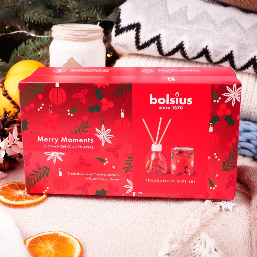 Bolsius vánoční dárková sada Merry Moments Jablko a skořice
