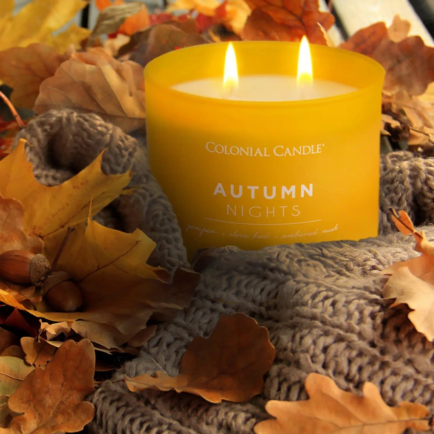 Sojová vonná svíčka ve skle se 3 knoty Podzimní - Autumn Nights Colonial Candle