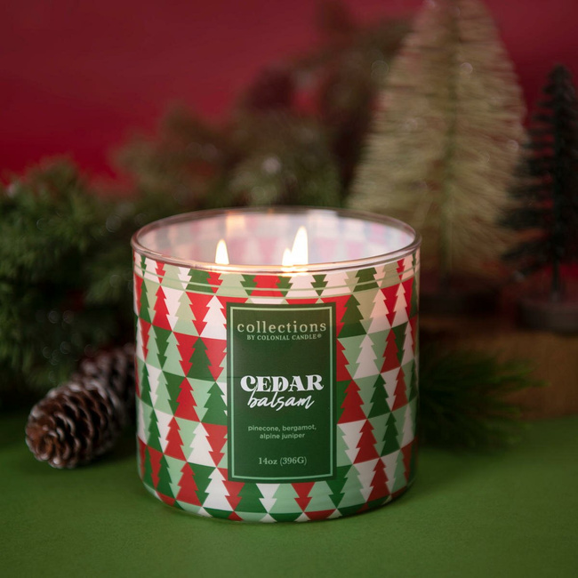 Vánoční vonná svíčka Cedar Balsam Colonial Candle