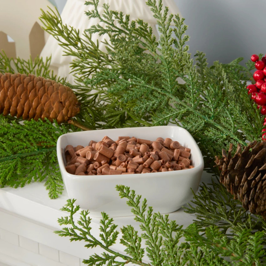 Scentsicles Scentfetti Granulés parfumés papiers parfumés pour le brûle parfum électrique Spiced Pine Cones 125 g