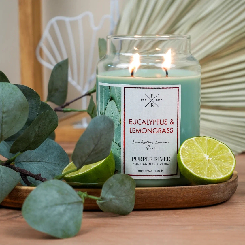Duftkerze soja	Eucalyptus Lemongrass Purple River 623 g