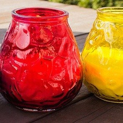 Ongeparfumeerde tuinkaars voor buiten in glas Bispol Lowboy ~ 17 uur - Rood