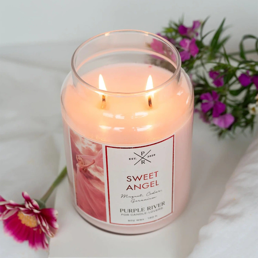 Sojová vonná svíčka Sweet Angel Purple River 623 g